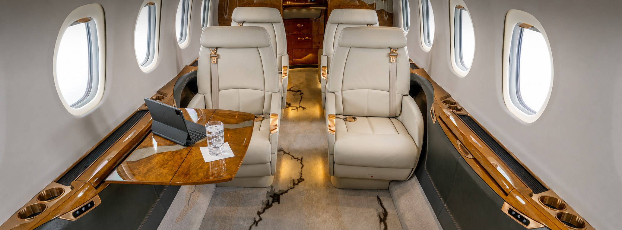 Cessna Citation Latitude cabin with work station