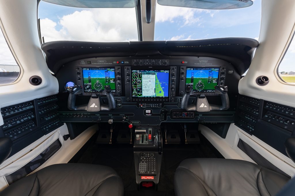 Piper M500 cockpit